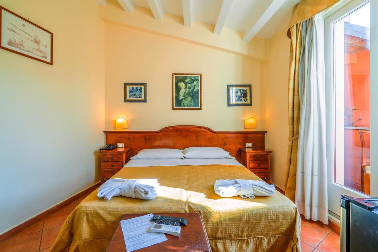 Hotel Mediterraneo Syracuse Exterior foto