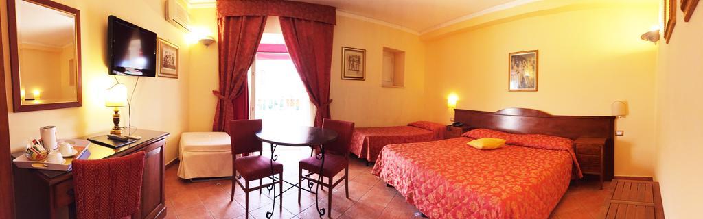 Hotel Mediterraneo Syracuse Exterior foto